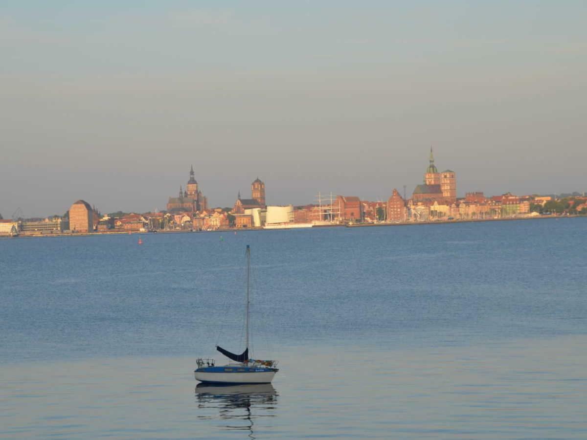 Ferienwohnung Altefaehr Mit Seebli Exteriör bild